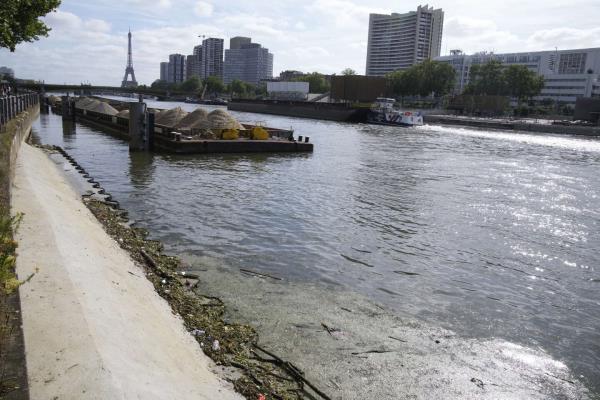 距离巴黎奥运会还有一个月的时间，巴黎塞纳河不适合游泳