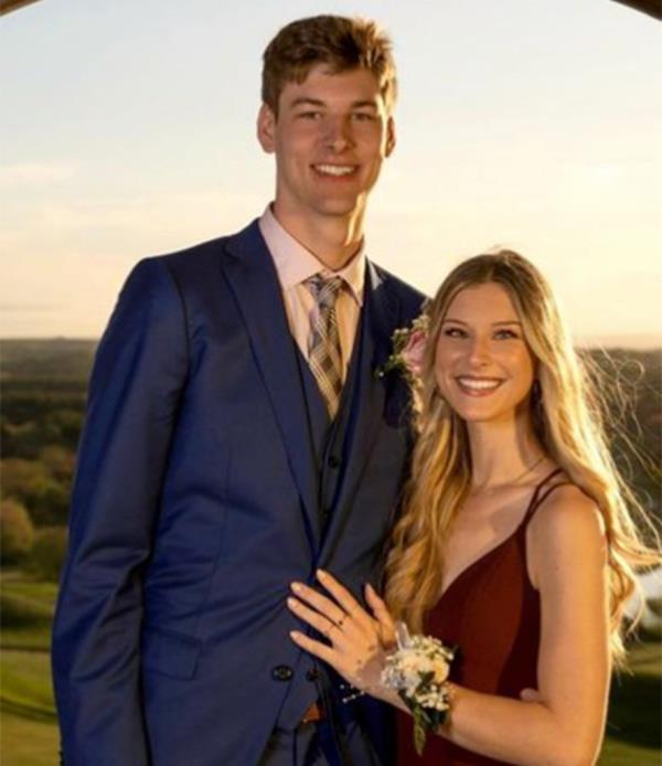 Prom photos featuring Kyle Filipowski and Caitlin Hutchinson have resurfaced following the 2024 NBA Draft.
