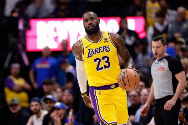 LeBron James reportedly became emotio<em></em>nal after the Lakers selected his son, Bronny.